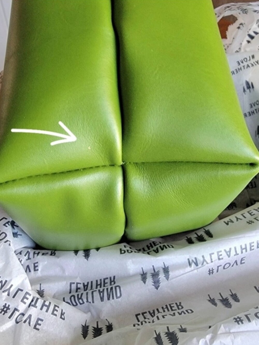 PORTLAND LEATHER GOODS PLG Green Apple Large Zippered Tote NEW - Picture 5 of 12